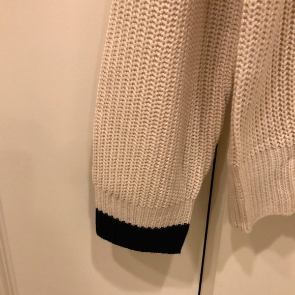 Avara Sweater - Picture 4 of 6